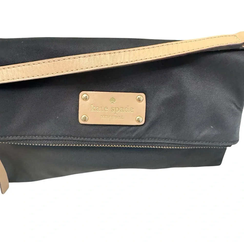 kate spade reposhing this
